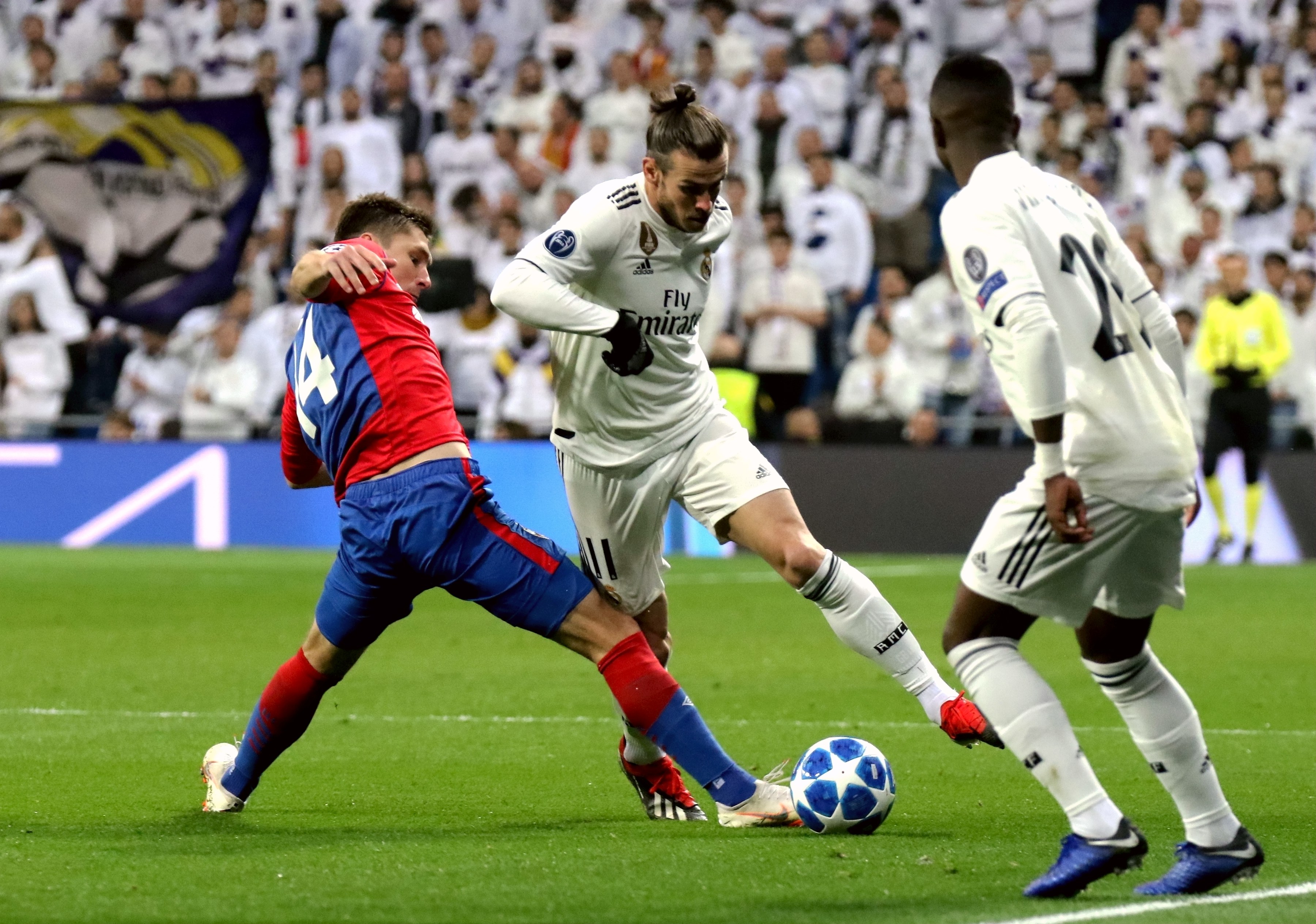 自执教阿森纳欧冠首秀以来，阿尔特塔欧冠拿分所有主帅第一（自阿森纳欧冠首秀以来，阿尔特塔欧冠积分居诸主帅之首）